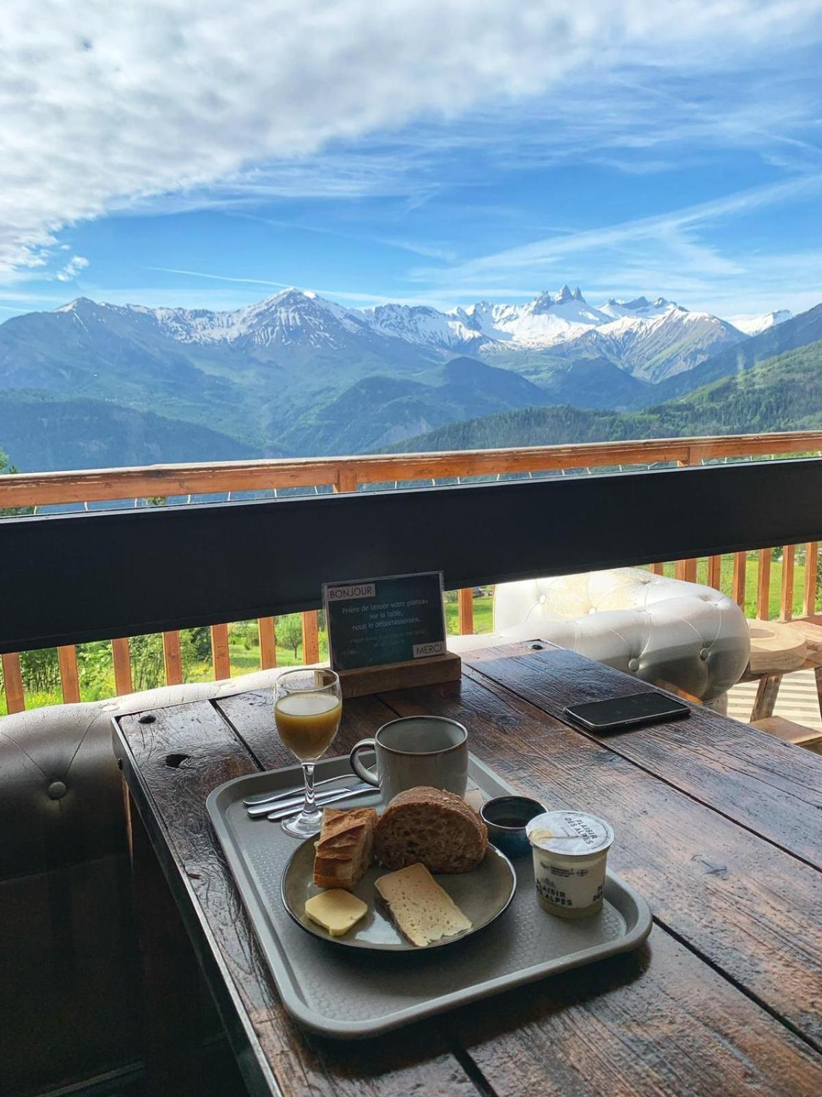 Chalet Hotel La Tuviere Bike Inn سان-جان-دي-موريين المظهر الخارجي الصورة